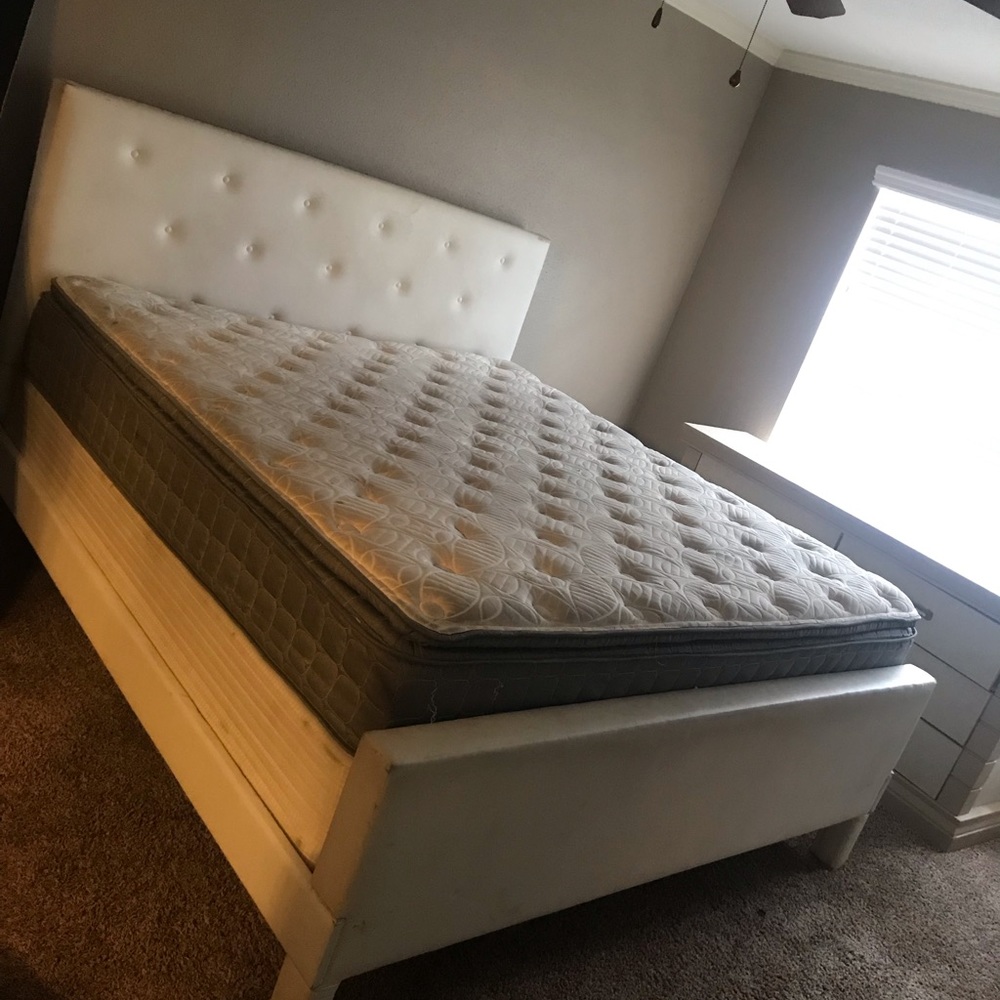 Beautiful king bed